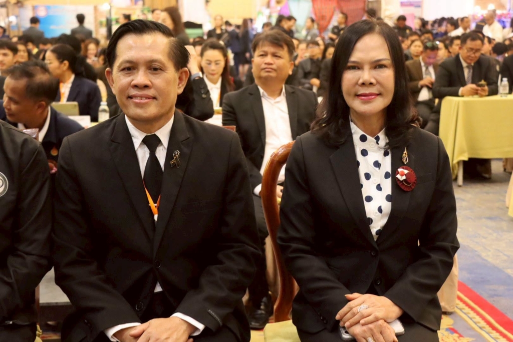 ผอ.สพป.อุบลราชธานี เขต 1 ร่วมงานนวัตกรรมต่อต้านทุจริต “โครงการโรงเรียนสุจริต” ระดับภูมิภาค ณ จังหวัดบุรีรัมย์ พร้อมนั่งประธานตัดสิน Best Practice ผู้บริหารสถานศึกษา