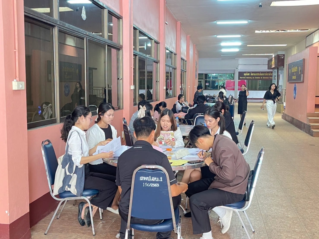 11 สิงหาคม  2569 สถิติการรับสมัครบุคคลเพื่อสรรหาและเลือกสรรเป็นพนักงานราชการ กลุ่มงานบริหารทั่วไป ตำแหน่งครูผู้สอน สังกัดสำนักงานเขตพื้นที่การศึกษาประถมศึกษาอุบลราชธานี เขต 1 ระหว่างวันที่ 10  -  16 สิงหาคม 2569  เวลา 08.30 – 16.30 น
