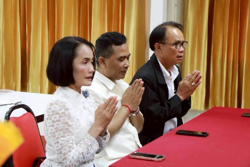 สพป.อุบลราชธานี เขต 1 ร่วมพิธีทอดผ้าป่าสามัคคีมูลนิธิเพื่อการศึกษาลูกหลานเมืองอุบล