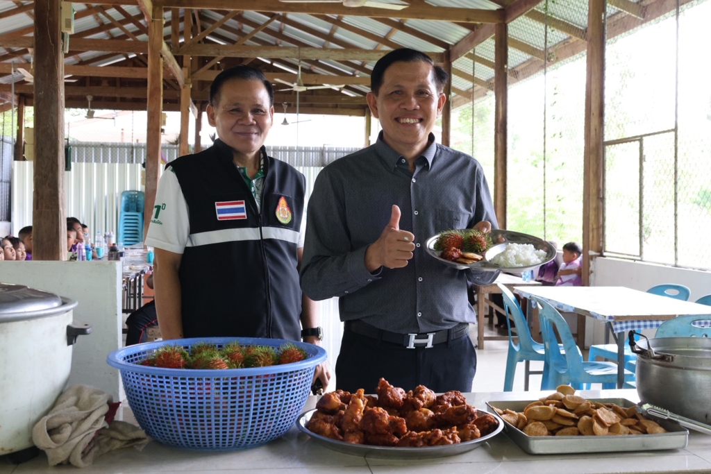 ผอ.สพป.อุบลราชธานี เขต 1 ลงพื้นที่ตรวจเยี่ยมโรงเรียนบ้านดูน